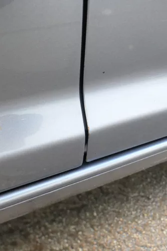 VW Touran 1T3 1T Tür vorne rechts Beifahrertür grau LD7X ohne Anbauteile (165554)