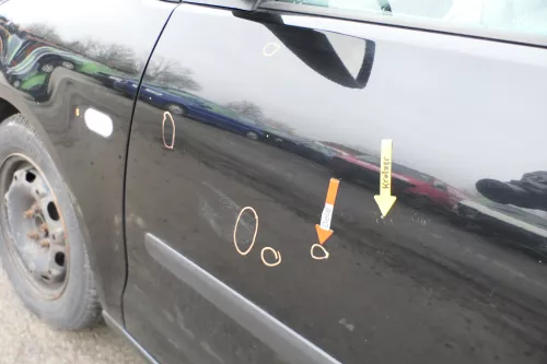 VW Polo 9N 9N3 Tür vorne links Fahrertür 2/3-Türer schwarz L041 ohneAnbautei (165658)