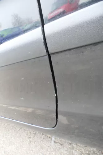 VW Polo 9N 9N3 Tür vorne links Fahrertür 2/3-Türer schwarz L041 ohneAnbautei (165658)