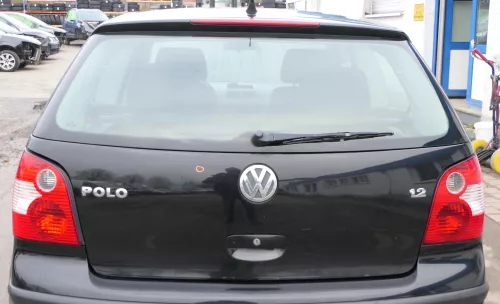 VW Polo 9N3 9N Heckklappe Kofferraumklappe Klappe schwarz L041 - Scheibe ohne