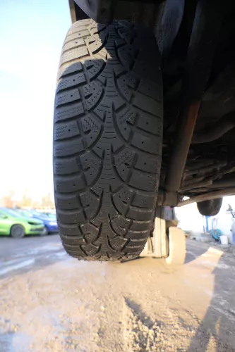 VW Sharan 7M Alhambra Winterreifen M&S Reifen Felgen 195/60R 16C 99/97T  4-7mm (165817)