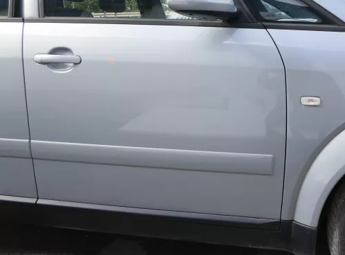 Audi A2 8Z Tür nur das Türblatt vorne rechts blau LY7R - ohne Anbauteile -kobalt