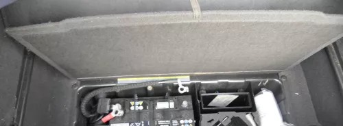 A2 8Z Verkleidung Abdeckung Kofferraum Teppich Boden Unten soul schwarz (165847)