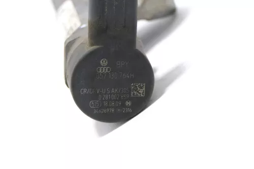 Golf Einspritzleiste Druckregelventil 2.0 TDI 03L130089P Raildruck Sensor CFHC C (165977)