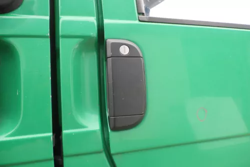 T4 Tür vorne rechts Beifahrertür Caravelle 7D0831056C ohneAnbauteil grün Polizei (166171)