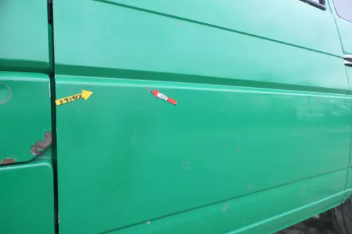 T4 Transporter Tür links Schiebetür mit Scheibe Multivan Caravelle grün Polizei (166175)