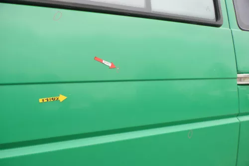 T4 Transporter Tür links Schiebetür mit Scheibe Multivan Caravelle grün Polizei (166175)