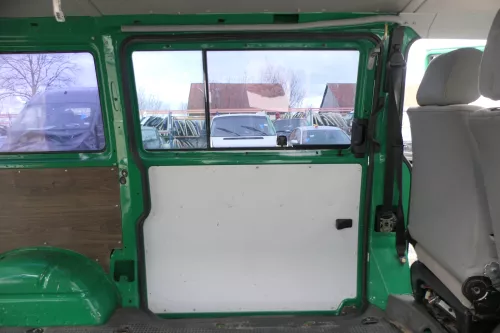 T4 Transporter Tür links Schiebetür mit Scheibe Multivan Caravelle grün Polizei (166175)