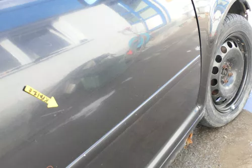 Golf 4 Bora Tür vorne rechts Beifahrertür 4/5-Türer Kombi Variant schwarz LC9Z (166213)