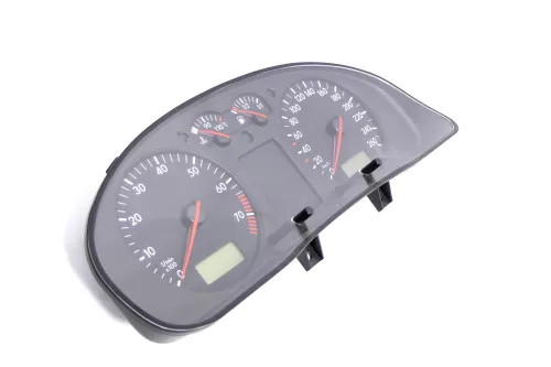 VW Passat 3B Tacho Tachometer Kombiinstrument 221.000km 3B1919860 Benziner (166289)