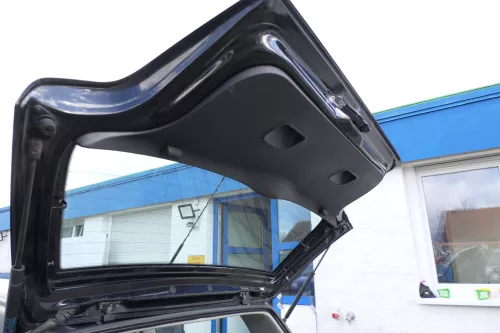 VW Polo 6N2 6N Verkleidung Heckklappe Heckklappenverkleidung hinten Abdeckung (166342)