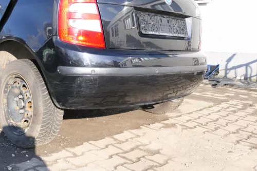 Skoda Fabia 6Y Schrägheck Stoßstange hinten Heckstoßstange schwarz LF9R PDC (166391)