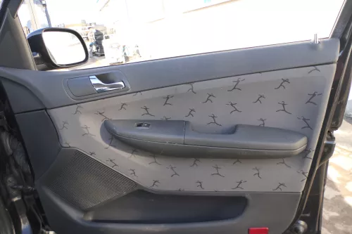 4 x Skoda Fabia 6Y Stufenheck Türverkleidung Verkleidung Tür vorn vorne links re (166394)