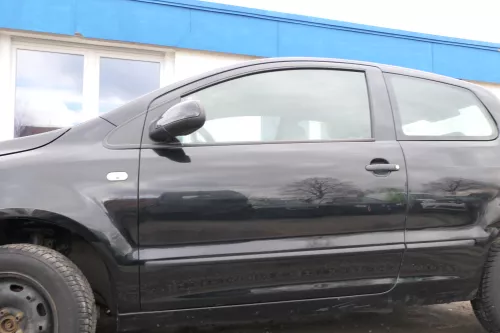 VW Fox 5Z Tür vorne links Fahrertür schwarz L041 - ohne Anbauteile