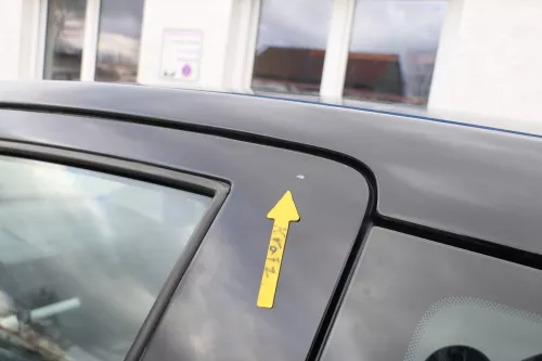 VW Fox 5Z Tür vorne links Fahrertür schwarz L041 - ohne Anbauteile (166449)