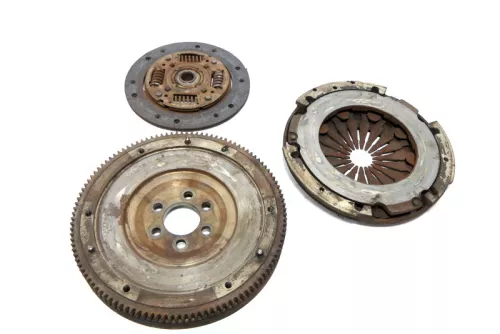 VW Polo 6N 6N2 Schwungscheibe Schwungrad Druckplatte Kupplung 1,7 SDI AKU AEF