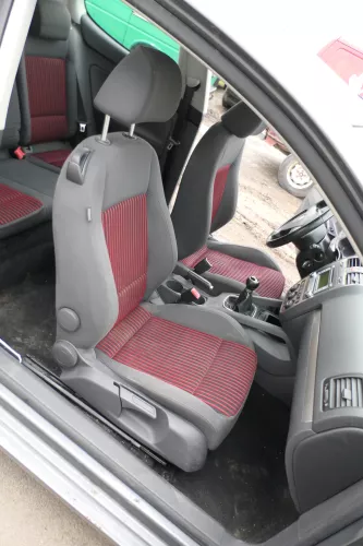 VWW Golf 5 Türdichtung Dichtung Tür vorne rechts Beifahrertür 2/3-Türer (166529)