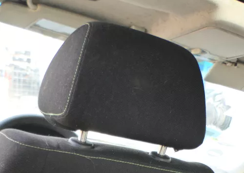 Golf 4 Bora Kopfstütze vorne oder hinten schwarz (grüne Näthe) (166555)