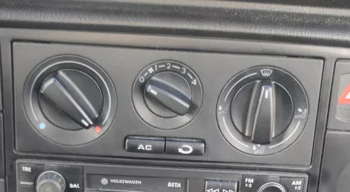 VW Passat 3B Klimabedienteil Bedienteil 1J0820045M manuelle Klimaanlage