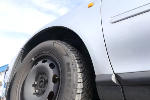 Audi A3 8L Kotflügel vorne links grau silber LY7M (166591)