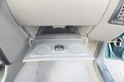 VW Polo 6N Handschuhfach Fach unter dem Beifahrerairbag grau (166604)