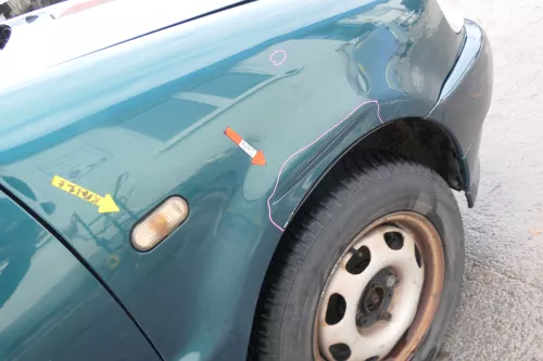 VW Polo 6N 6N1 Kotflügel vorne rechts grün LC6P - Mängel - Delle - Rost !!! (166611)