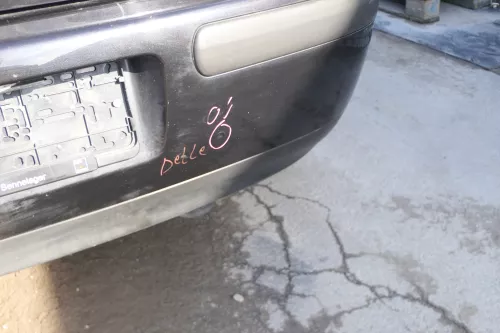 VW Golf 4 Limousine Stoßstange hinten Heckstoßstange Stoßfänger schwarz LC9Z (166627)