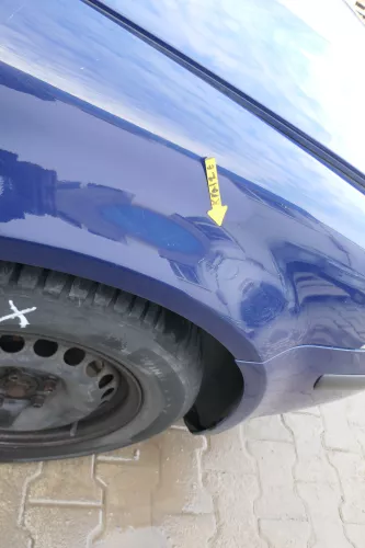 VW Passat 3BG 3B6 Kotflügel vorne rechts blau LA5E (Blinkerloch) (166641)