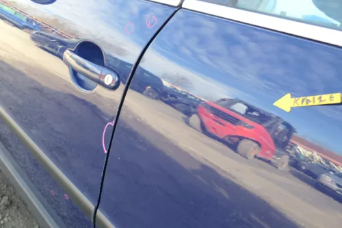 VW Passat 3B 3BG Kombi Variant Tür hinten links blau LA5E ohneAnbauteile (166645)