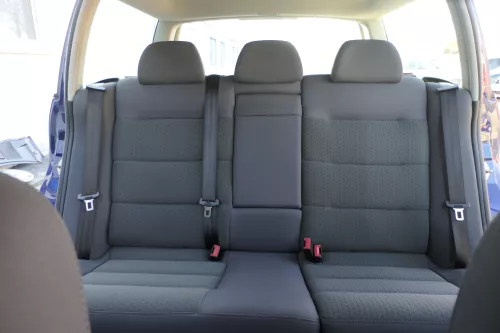 VW Passat 3B 3BG Kombi Variant Sitz Rückbank Rücksitzbank 3 Punkt Gurt anthrazit