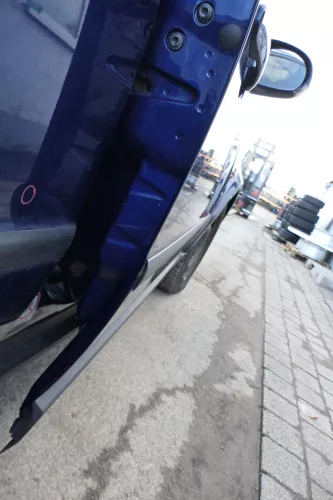 VW Passat 3B 3BG Kombi + Limo Tür vorne rechts Beifahrertür blau LD5Q (166747)