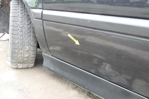 VW Golf 3 4 1E Cabrio Tür vorne links Fahrertür schwarz LC9Z - ohne Anbauteile (166772)