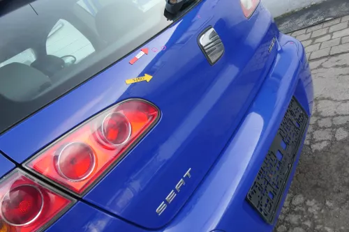 Seat Ibiza 6L Heckklappe Klappe hinten Kofferraumklappe blau LS5G ohneBremsleuch (166833)