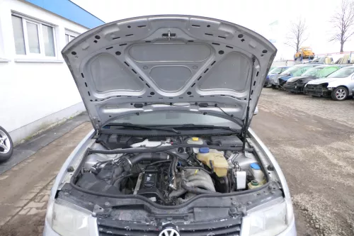 VW Passat 3B Motorhaube Klappe vorne vorn Haube silber grau LB7Z (166899)