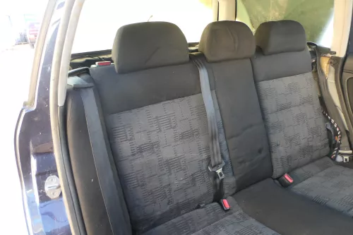 VW Passat 3B 3BG Kombi Variant Sitz Rückbank Rücksitzbank 3 Punkt Gurt Sport (166950)