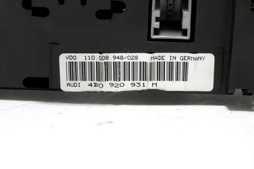 Audi A6 4B Tacho Tachometer Kombiinstrument 299.000km 4B0920931M 2,5 TDI (167076)