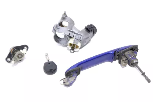 Seat Cordoba Vario 6K Kofferraumschloß Heckschloß Schloß Gehäuse mit Zündschloß (167289)