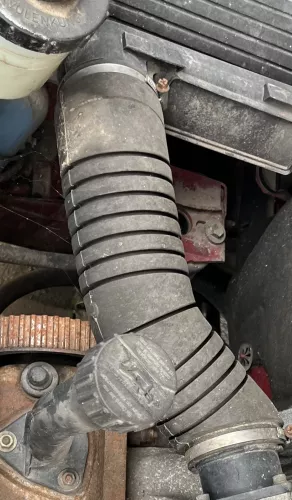 VW T4 Schlauch Rohr 028129627A 1X Luftschlauch 028129627A