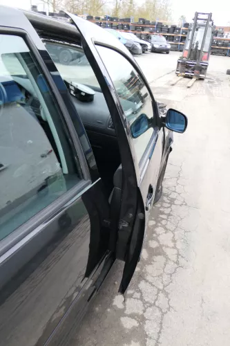 Golf 4 Bora Tür vorne rechts Beifahrertür 4/5-Türer Kombi Variant schwarz LC9Z (167528)