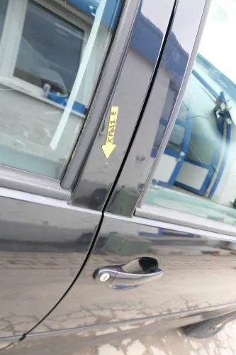 VW Golf 4 Limousine Tür hinten rechts schwarz LC9Z (KEINkombi) (167529)