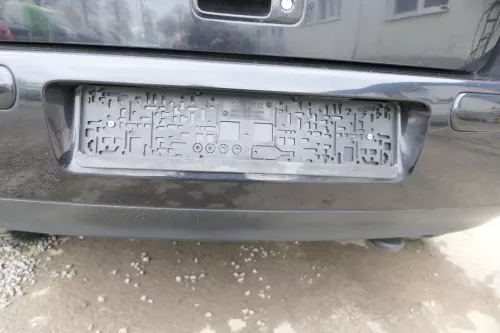 VW Golf 4 Limousine Stoßstange hinten Heckstoßstange Stoßfänger schwarz LC9Z (167534)