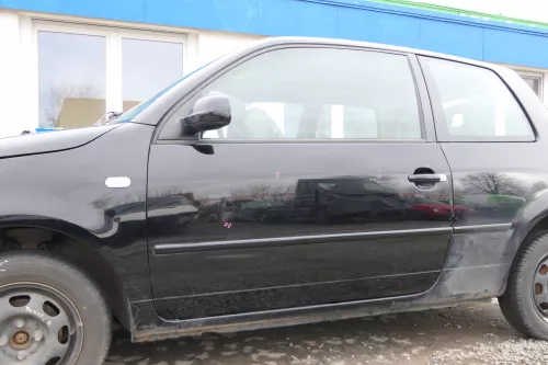 VW Lupo Seat Arosa Tür vorne links Fahrertür schwarz L041 (für elektr.Fensterhe