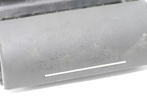 Audi A3 8L Aschenbecher Zigarettenanzünder vorne 8L0857951C  Facelift schwarz (167643)