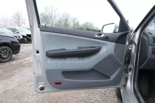 4 x Skoda Fabia 6Y Stufenheck Türverkleidung Verkleidung Tür vorn vorne links re