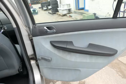 4 x Skoda Fabia 6Y Stufenheck Türverkleidung Verkleidung Tür vorn vorne links re (167714)