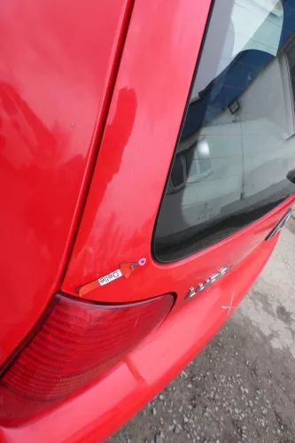 VW Lupo 6X Heckklappe Klappe Kofferraumklappe Scheibe rot LP3G (167740)