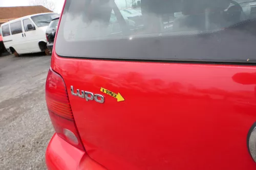 VW Lupo 6X Heckklappe Klappe Kofferraumklappe Scheibe rot LP3G (167740)