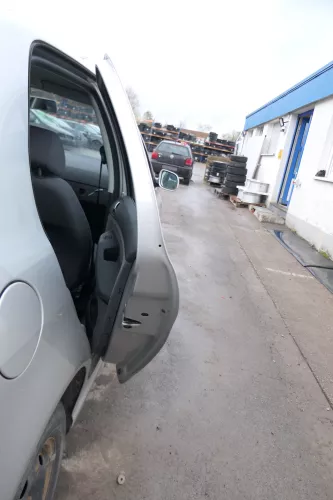 Skoda Fabia 6Y Limousine Schrägheck Tür hinten rechts grau silber LF7T diamantsi (167765)