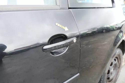 VW Lupo Seat Arosa Tür vorne links Fahrertür schwarz L041 (mechanischer FH) (167836)