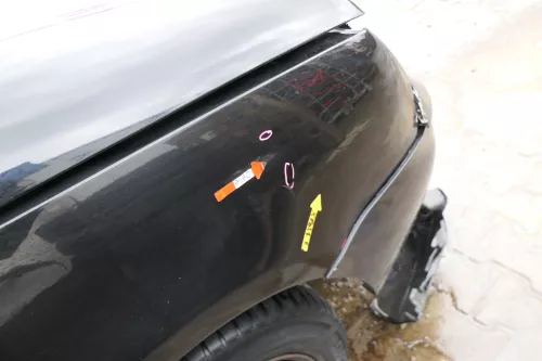 VW Lupo Kotflügel vorne rechts schwarz L041 (167838)